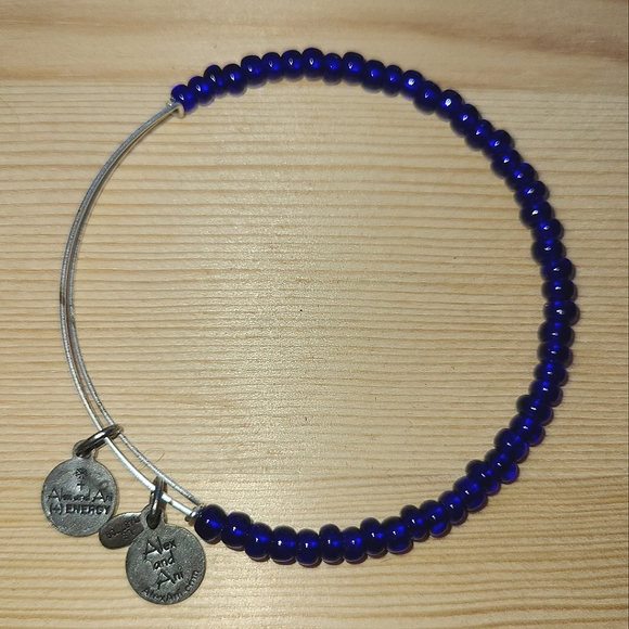 NWOT Alex and Ani Silver Blue Bead Bracelet - Picture 4 of 4
